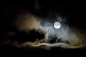 full moon pexels